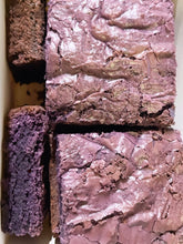 Load image into Gallery viewer, Brownies
