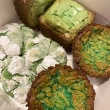 Load image into Gallery viewer, B's Baked Box
